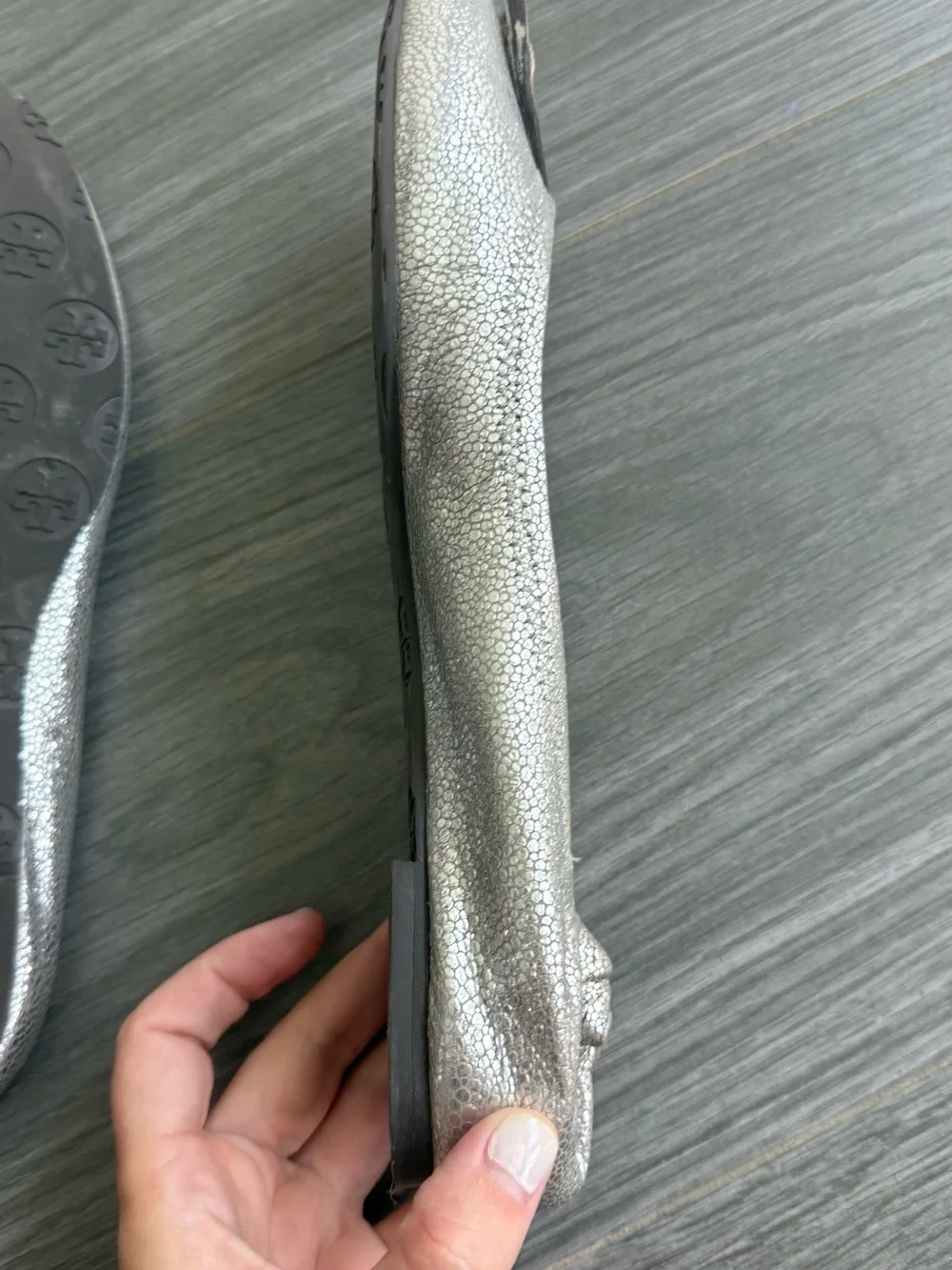 Tory Burch Metallic Silver Reva Logo Ballet Flats size 9